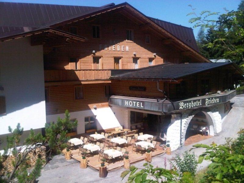 Frieden Das Alpine Panorama Hotel Hochpillberg Exterior foto